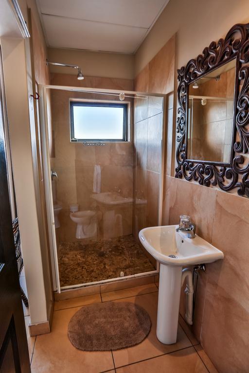Zimbali View Eco Guesthouse Ballito Bagian luar foto